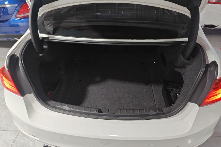 Used BMW 3 Series 2014 320Li Fashion Model
