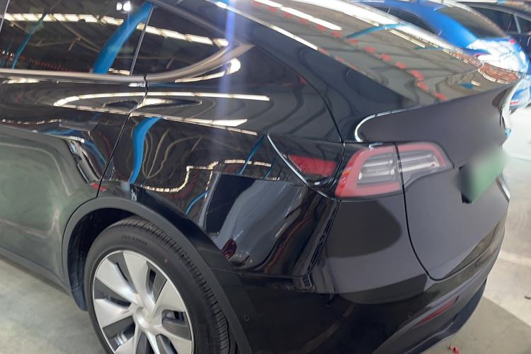 Used Tesla Model Y 2021 Standard Range Rear-Wheel Drive Version
