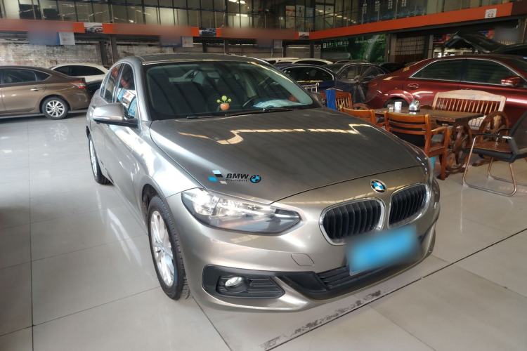 Used BMW 1 Series 2017 118i Fashion Model
