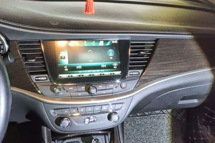 Used Buick Verano 2019 Sedan 20T Dual-Clutch Leading Model
