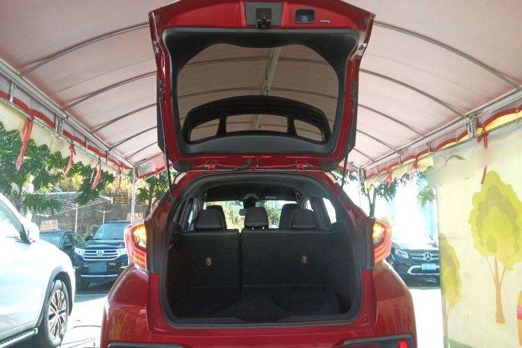 Used Toyota C-HR 2018 2.0L Luxury Edition China V Standard