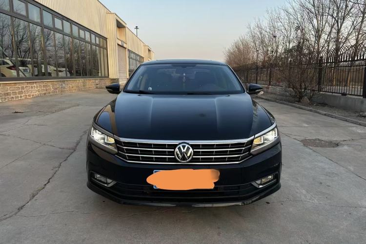 Used Volkswagen Passat 2017 330TSI DSG Luxury Edition
