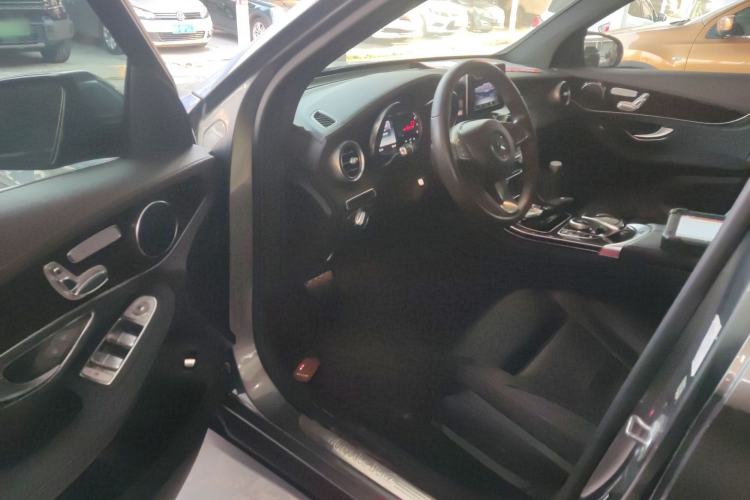 Used Mercedes-Benz GLC 2017 GLC 260 4MATIC Dynamic Edition
