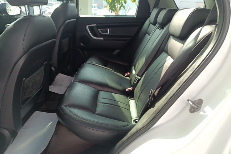 Used Land Rover Discovery Sport 2019 240 PS SE Version China VI Standard