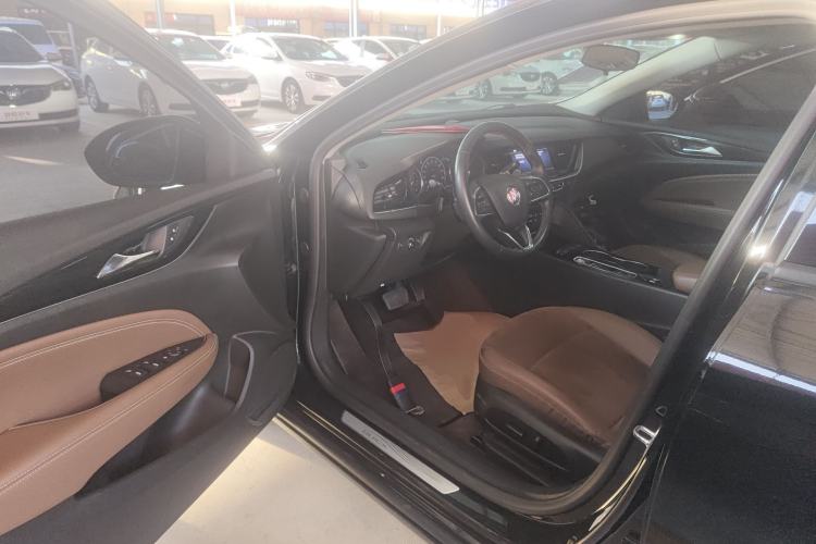 Used Buick Regal 2020 552T Luxury Version
