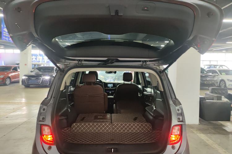 Used Buick GL6 2019 18T 6-Seater Connected Luxury Version China VI Standard
