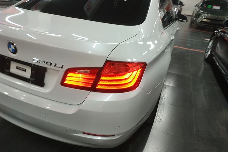 Used BMW 5 Series 2017 520Li Elegant Edition
