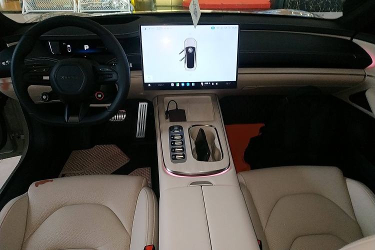 Used  SU7 2024 Four-Wheel Drive Ultra-Long Range Advanced Intelligent Driving Max Edition
