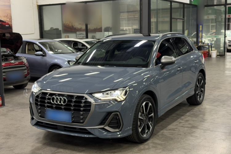 Used Audi Q3 2022 40 TFSI RS Package Performance Model
