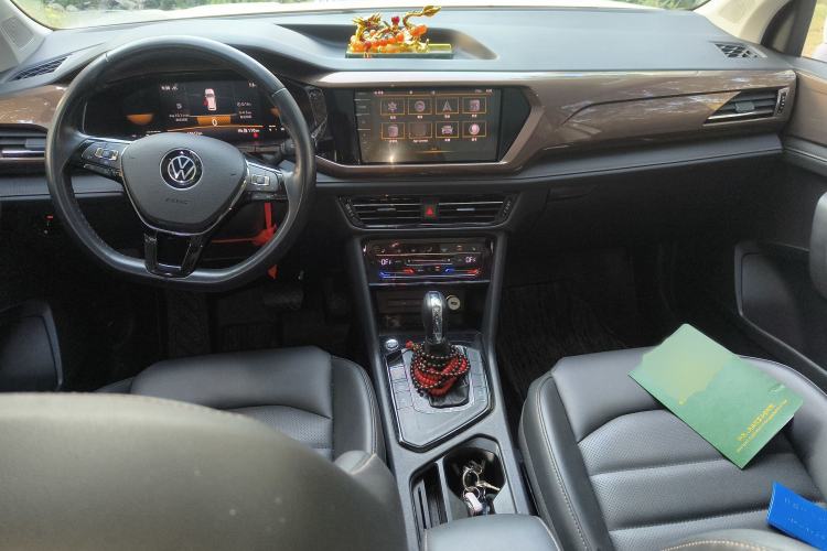 Used Volkswagen Tharu 2022 280TSI Two-Wheel-Drive Luxury Edition