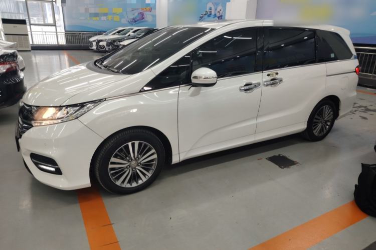 Used Honda Odyssey 2018 2.4L Luxury Edition