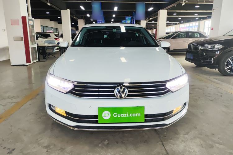 Used Volkswagen Magotan 2017 330TSI DSG Luxury Model