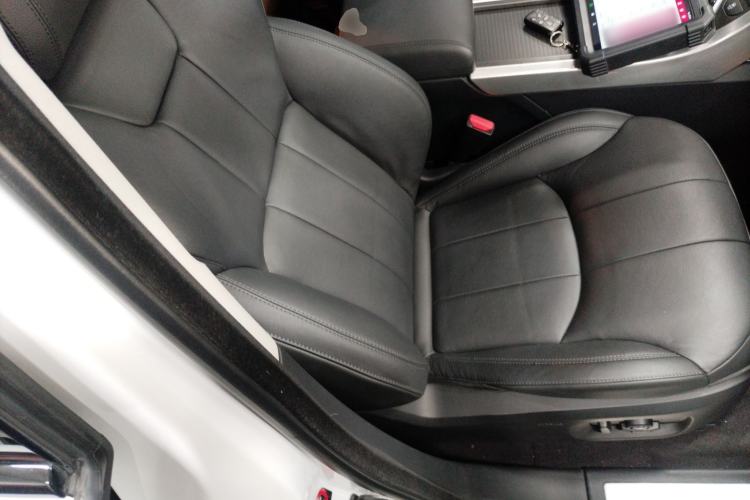 Used Land Rover Range Rover Evoque 2018 240 PS SE Smart Brilliance Edition
