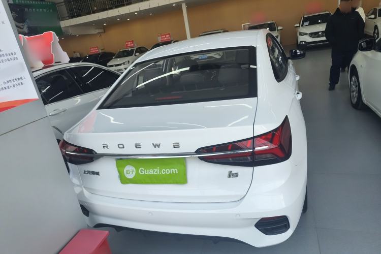 Used Roewe i5 2021 1.5L CVT Platinum Edition
