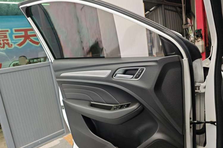 Used Roewe RX3 2018 1.6L CVT Flagship Edition
