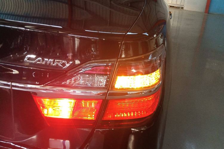 Used Toyota Camry 2015 Dual-Engine 2.5 HG Luxury Navigation Edition
