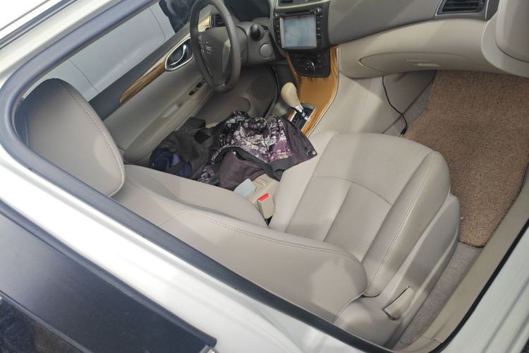 Used Nissan Sylphy 2014 1.6XV CVT Deluxe Edition
