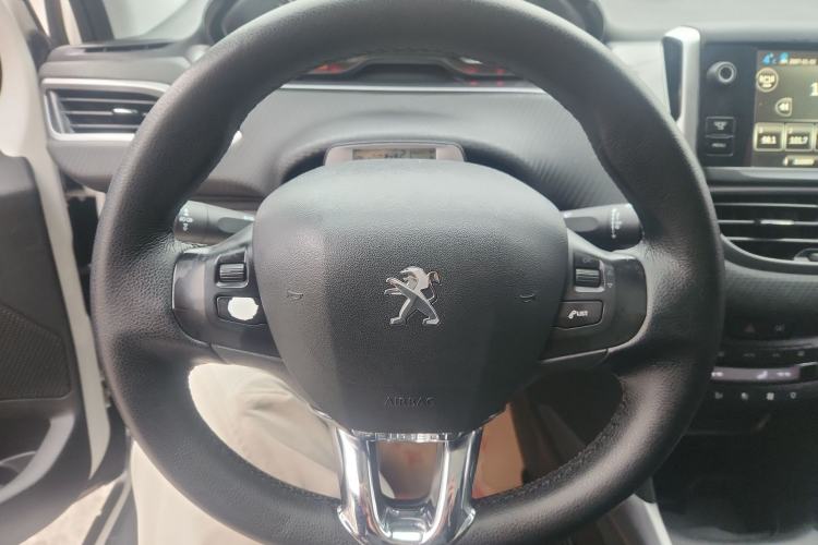 Used Peugeot 2008 2014 1.6L Manual Fashion Edition