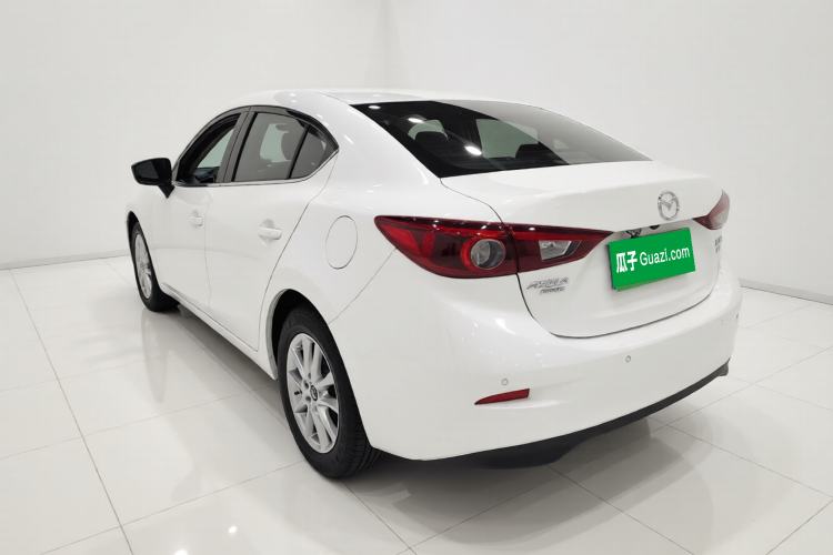 Used Mazda Mazda 3 Axela 2017 Sedan 1.5L Automatic Luxury Model China VI Standard
