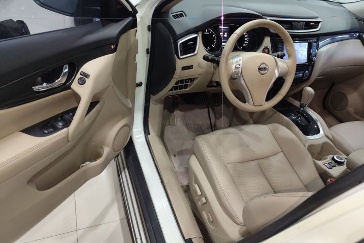 Used Nissan X-Trail 2014 2.5L CVT Luxury Edition 4WD
