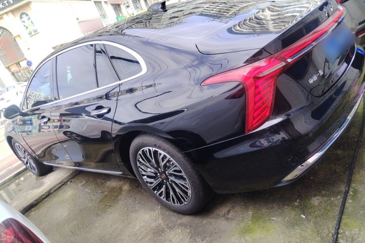 Used Hongqi H5 2023 2.0T Automatic Smart Connect Flagship Edition
