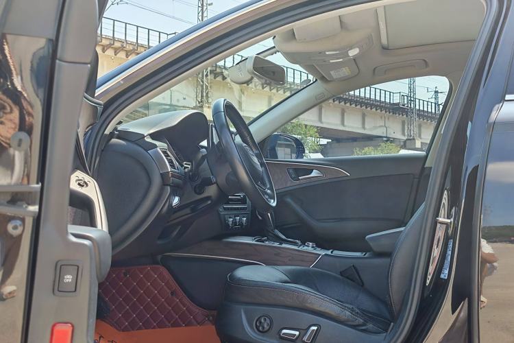 Used Audi A6L 2018 30th Anniversary Edition 35 TFSI Fashion Model
