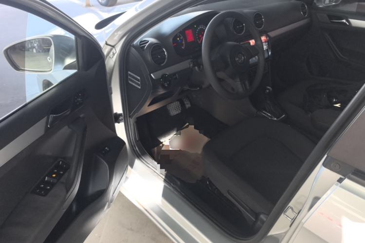 Used Volkswagen Jetta 2015 Value Edition 1.6L Automatic Comfort Version
