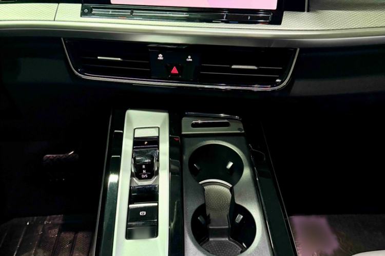 Used Volkswagen Talagon 2023 330TSI Luxury Touring Edition
