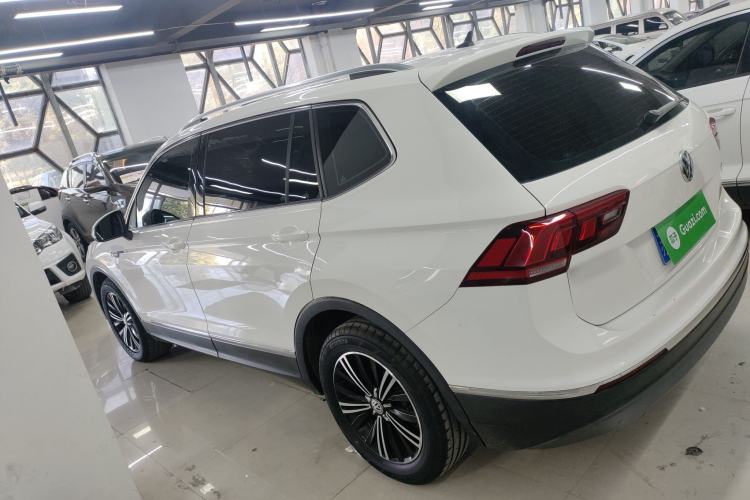 Used Volkswagen Tiguan L 2019 Updated Version 330TSI Automatic Two-Wheel Drive Panoramic Comfort Edition China VI Standard
