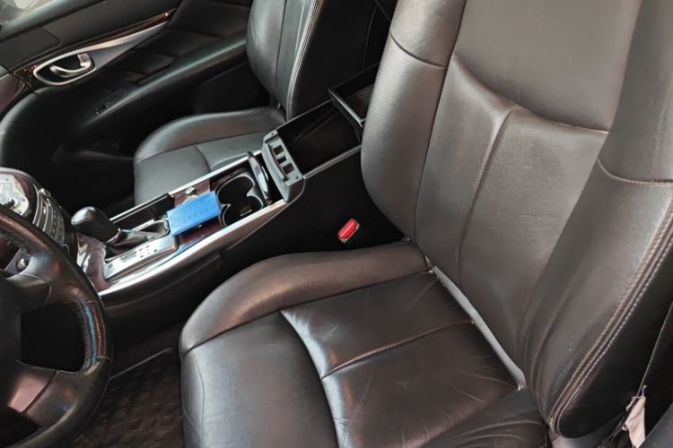 Used Infiniti Q70 2017 Q70L 2.5L Enjoyment Edition
