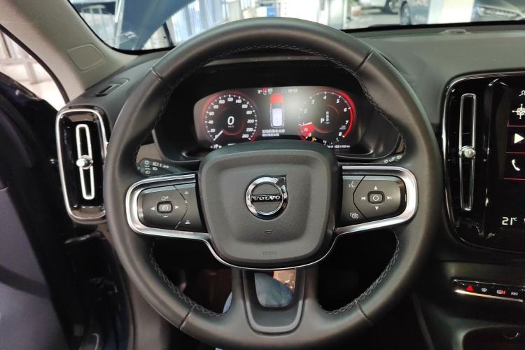 Used Volvo XC40 2022 T4 Four-Wheel Drive Smart & Luxurious Edition