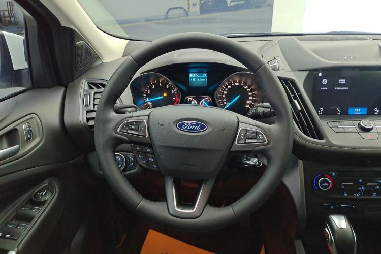 Used Ford Kuga 2019 EcoBoost 180 Two-Wheel-Drive Platinum Edition China VI Standard
