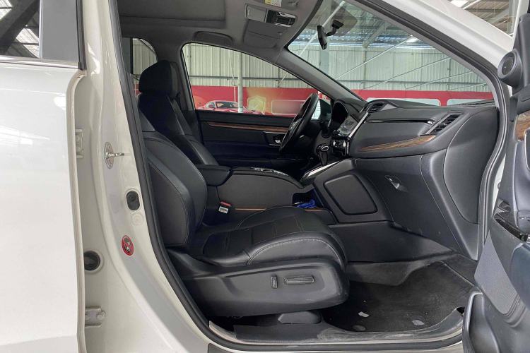 Used Honda CR-V 2019 Brilliant Edition Plus 240TURBO CVT Two-Wheel Drive Fashion Version China VI Emission Standard
