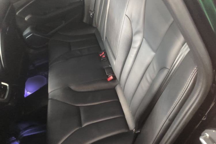 Used Hongqi H5 2020 1.8T Automatic Smart Connect Flagship Edition
