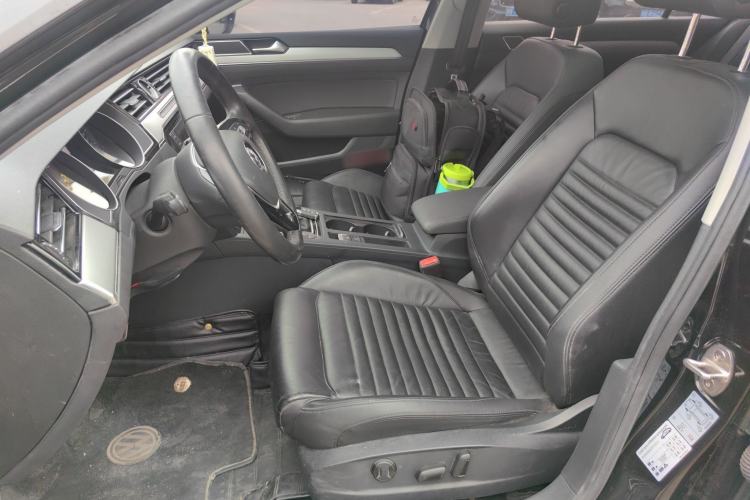 Used Volkswagen Magotan 2019 330TSI DSG Leading Edition China V Standard
