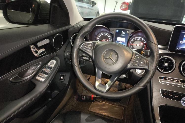 Used Mercedes-Benz C-Class 2015 C 200 L Sport Edition
