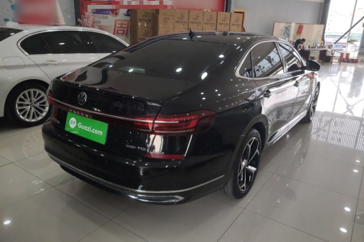Used Volkswagen Passat 2023 Restyled 330TSI Starry Luxury Edition
