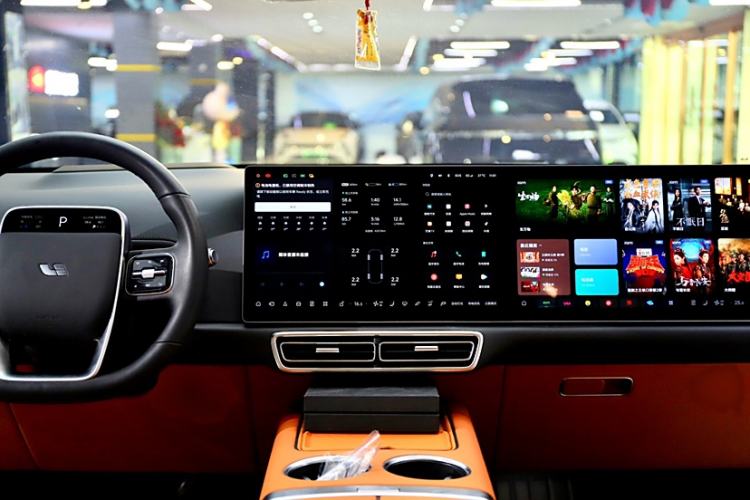 Used Li Auto L7 2023 Air model
