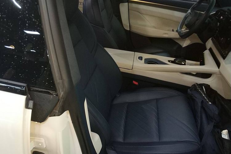 Used Zeekr 001 2024 YOU Edition 100 kWh All-Wheel Drive
