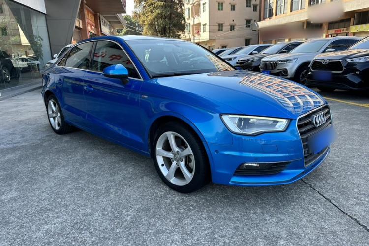 Used Audi A3 2016 Limousine 40 TFSI Luxury Model