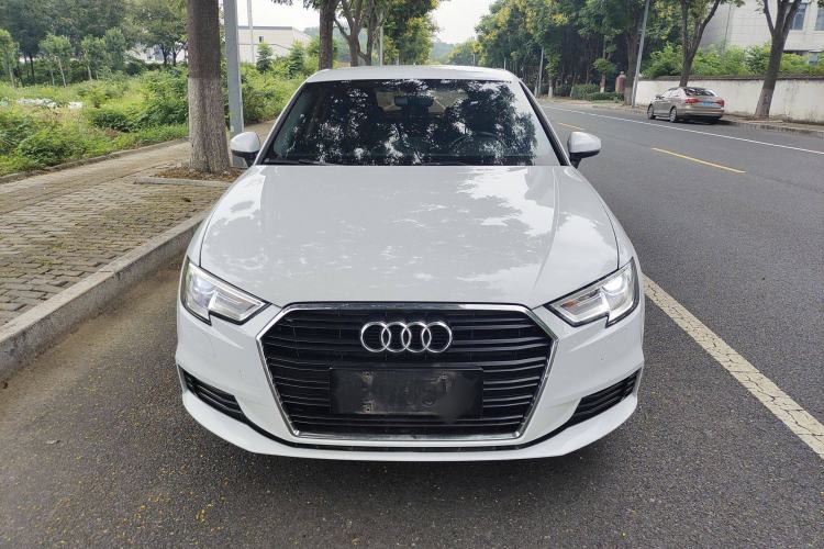 Used Audi A3 2018 30th Anniversary Edition Sportback 35 TFSI Ambition Model
