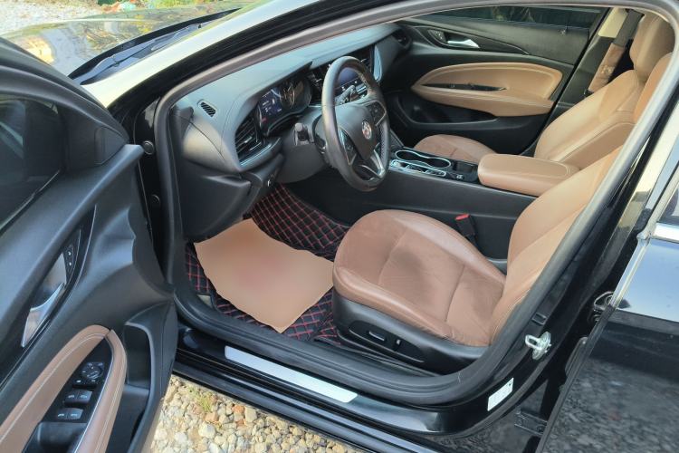 Used Buick Regal 2020 552T Luxury Version
