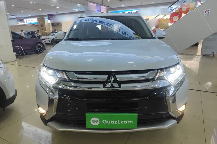 Used Mitsubishi Outlander 2018 2.4L 4x4 Elite Edition 5 Seats