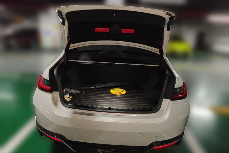 Used BMW i3 2023 eDrive 40 L Midnight Sports Package