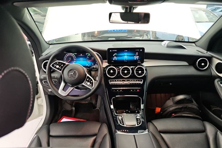 Used Mercedes-Benz GLC Coupe 2020 GLC 260 4MATIC Coupe SUV
