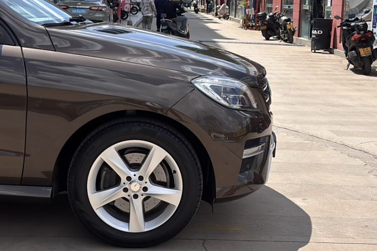 Used Mercedes-Benz M-Class 2015 ML 400 4MATIC Dynamic Model
