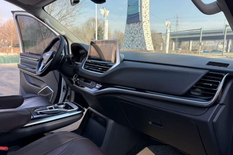 Used SAIC MAXUS G20 2020 2.0T Gasoline Automatic Luxury Edition
