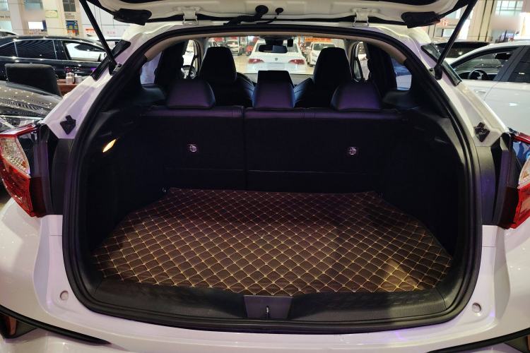 Used Toyota C-HR 2022 2.0L Leading Edition
