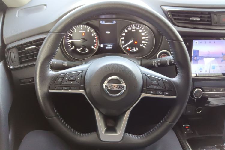 Used Nissan X-Trail 2023 Classic 2.0L Two-Wheel Drive Smart Connect & Comfort Edition
