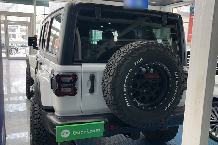 Used  Wrangler 2024 2.0T Sahara Four-Door Edition
